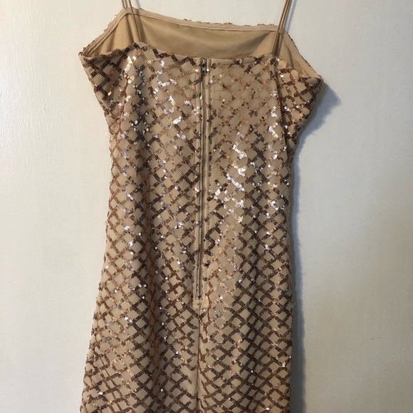 PrettyLittleThing sequin dress - Picture 3 of 4